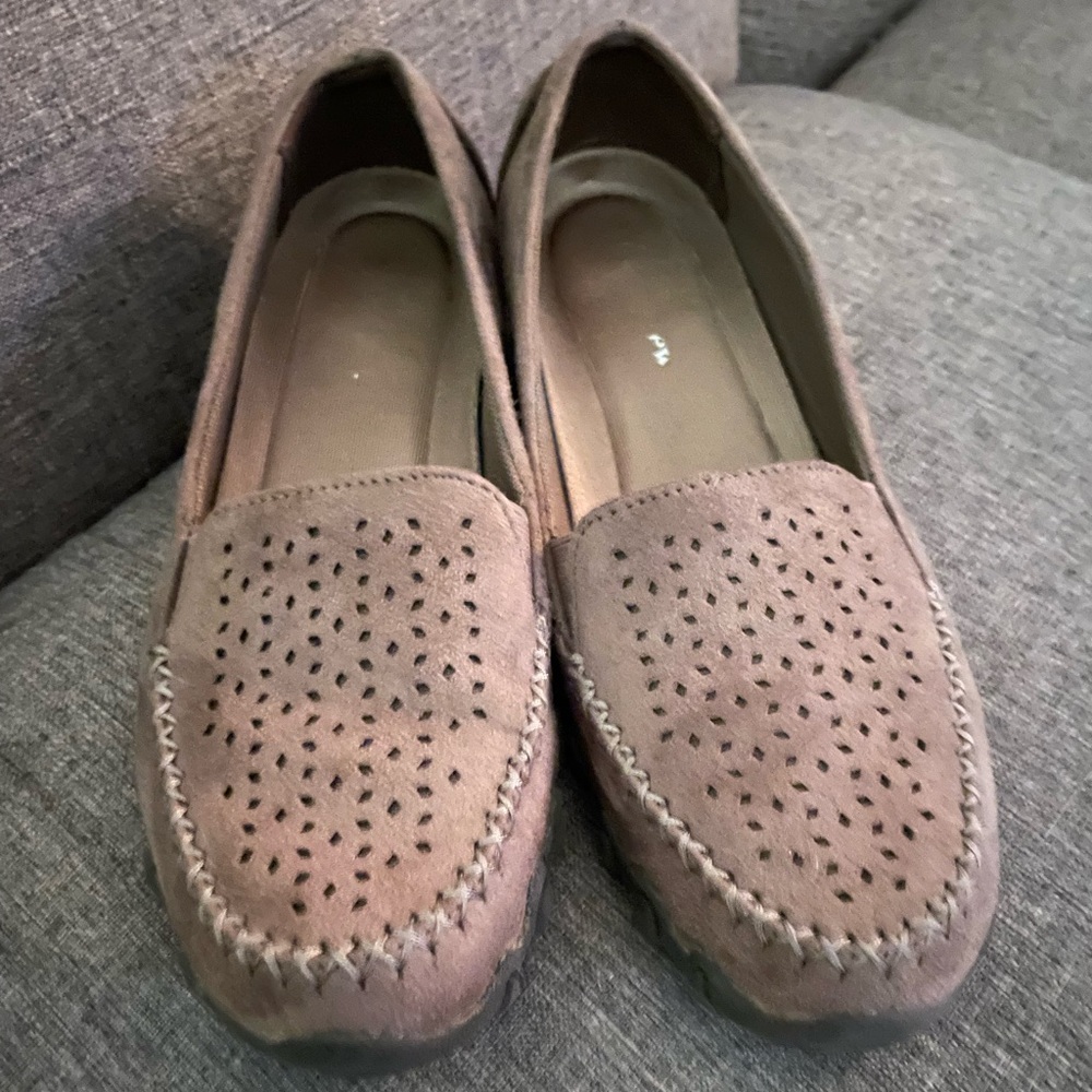 Tan Arch Support Shoes